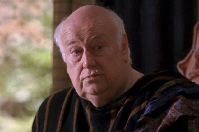 File:Chiefaugur.jpg