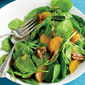 Spinach and persimmon salad