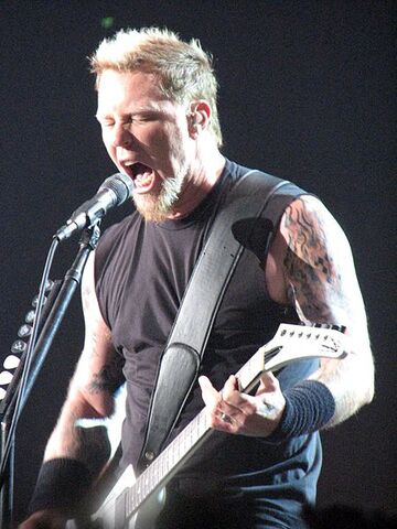 Plik:James Hetfield.jpg