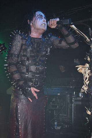 Plik:Dani Filth.jpg