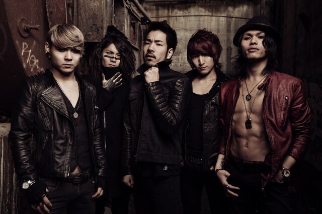 Plik:Crossfaith.jpg