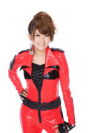 Tokunaga-chinami2011.5