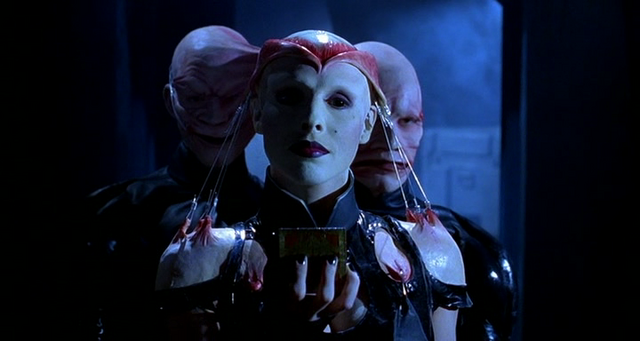 File:Hellraiser-iv-1996-12-g.png
