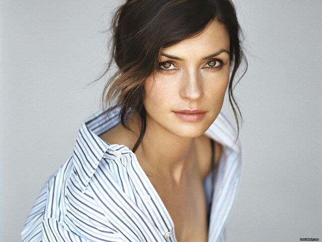 File:Famke-Janssen-famke-janssen-779993 1600 1200.jpg