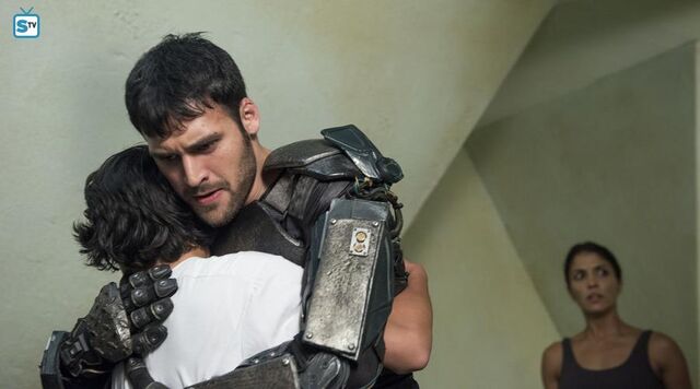 File:Jose and carlos hugging.jpg