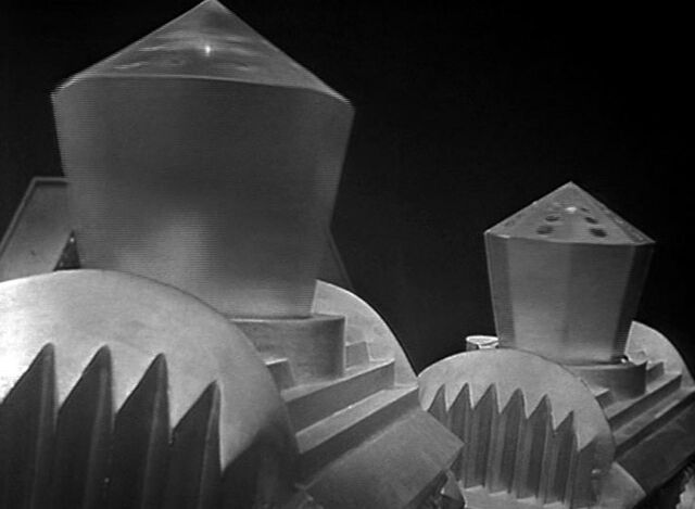 File:KrotonHeadSpin.jpg