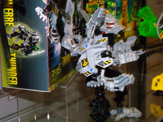 File:Toy fair 293.jpg