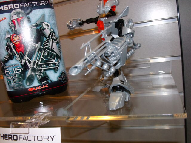 File:Toy fair 501.jpg