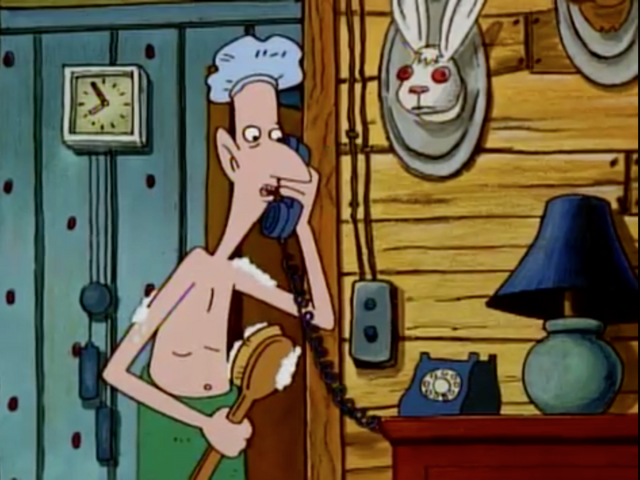 File:Stinky on the Phone.png