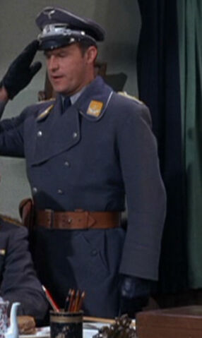 File:Germanofficer.jpg
