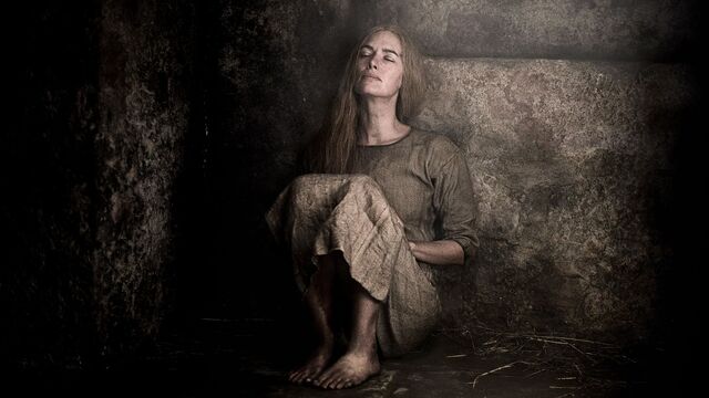 Archivo:Cersei celda HBO.jpg