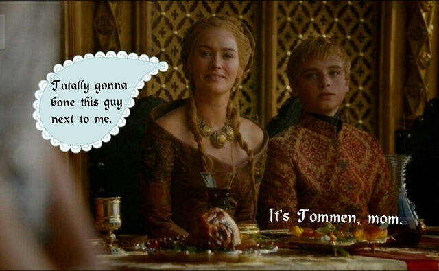 Archivo:111787-Cersei-Tommen-purple-wedding-m-uPWg.jpeg