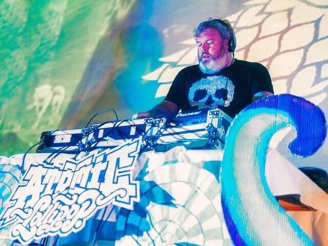Archivo:75156-Hodor-DJ-meme-Reddit-Imgur-oKA8.jpg