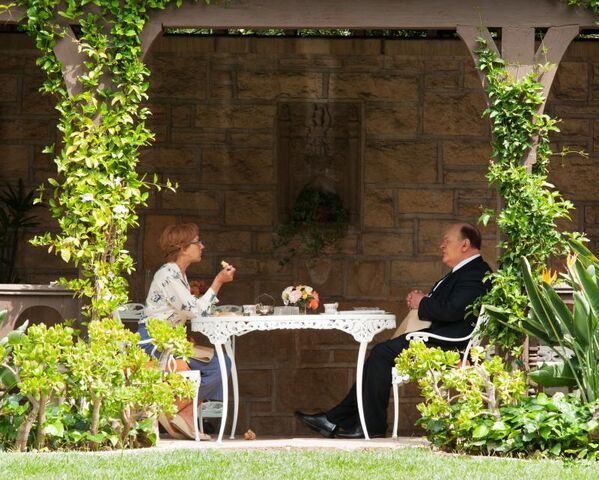 File:Helen Mirren as "Alma Reville" and Anthony Hopkins as “Alfred Hitchcock" on the set of HITCHCOCK. Photo By Suzanne Tenner.jpg