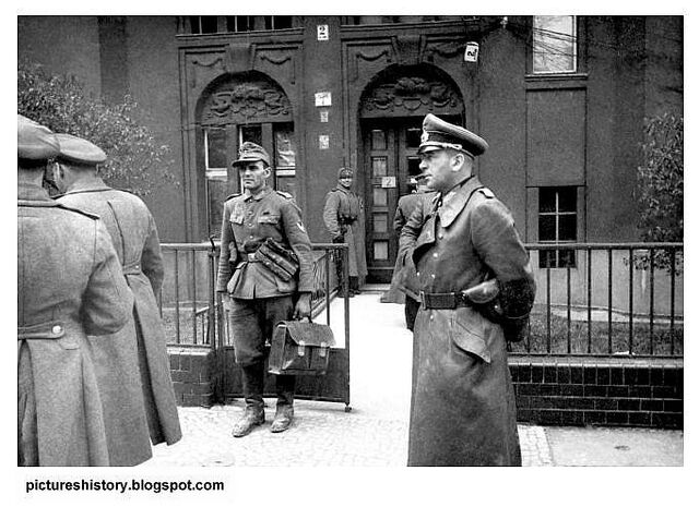 File:General-Hans-Krebs-arrives-at-the-Soviet-Army-Headquarters-in-Berlin-on-1-May-1945-Krebs-shot-himself-later-that-day.jpg