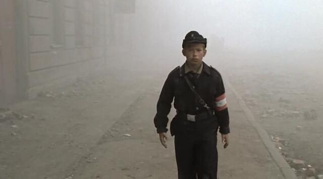 File:Kranz in fog.jpg