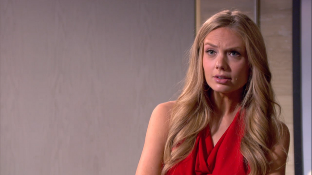 File:Chloe ep 22.png