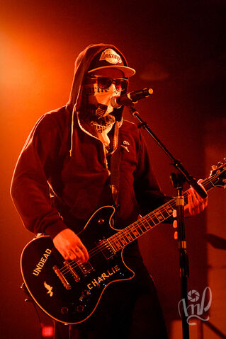 File:Charlie Scene (7).jpg