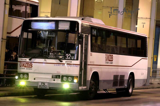 檔案:32M-2.jpg