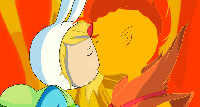 Archivo:First kiss burning low fionna f prince by narukomegpoid51-d59hjic.jpg
