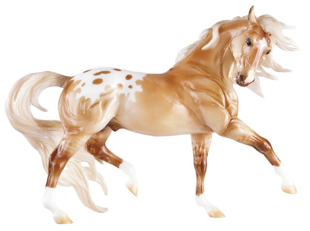 File:Breyer Trad Flagship.jpg