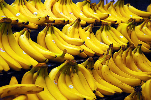File:800px-Bananas.jpg