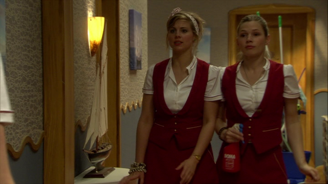 Datei:Liv und Anna erzählen vom Monster des Zimmer 12.png