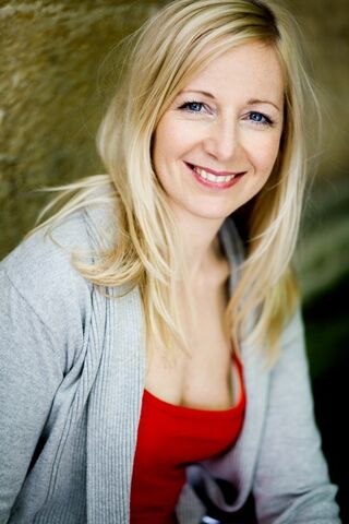 Datei:Karen Hempel 10.jpeg