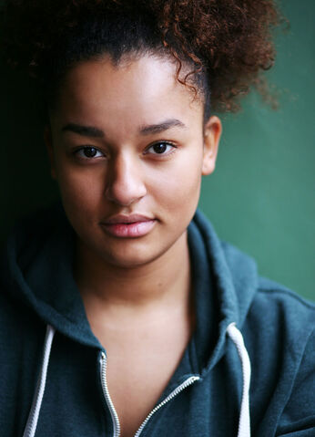 Datei:Jamie Watson 04.jpg