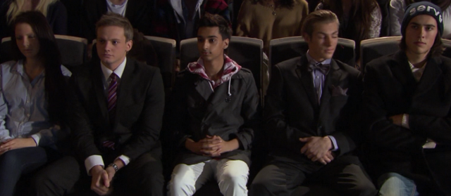 Fil:Junaid Khan, s28 ep55.png