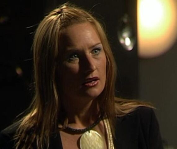 Fil:Alexandra, sesong 17.jpg