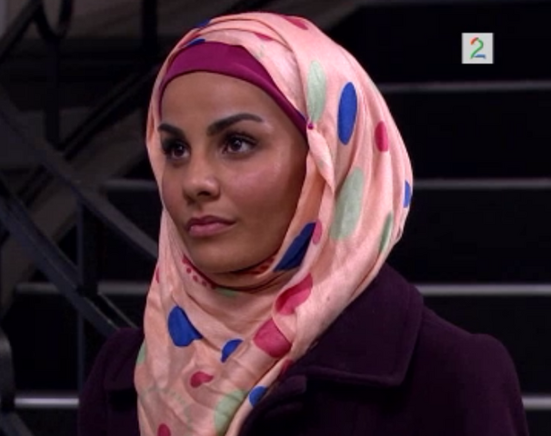 Fil:Adila kapoor sesong 30.png