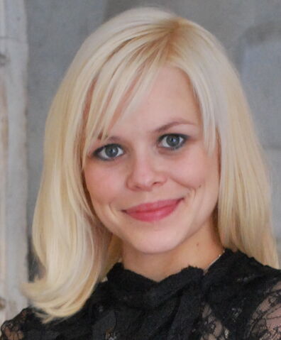 Fil:EvyKassethRøsten.jpg
