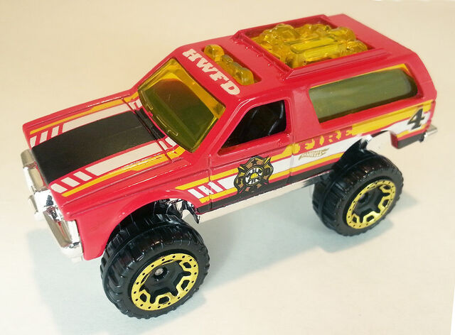 File:ChevyBlazerDHX72.jpg