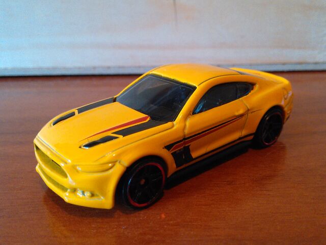 File:15mustang-MM-2016 hw.jpg