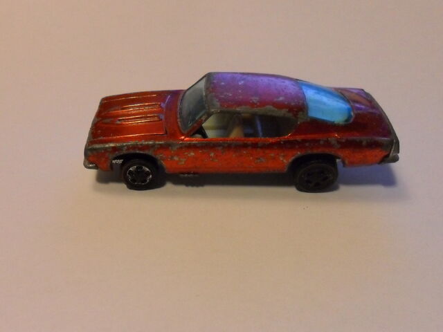 File:Barracuda red.jpg