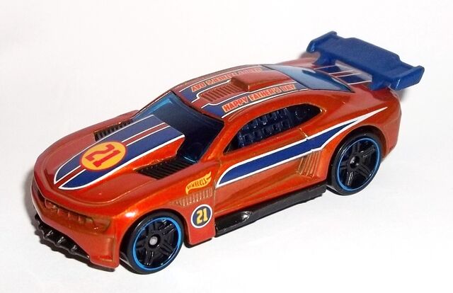 File:HW-Happy Fathers Day-Custom '11 Camaro.jpg