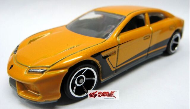 File:2012-Lamborghini Estoque-YELLOW.jpg