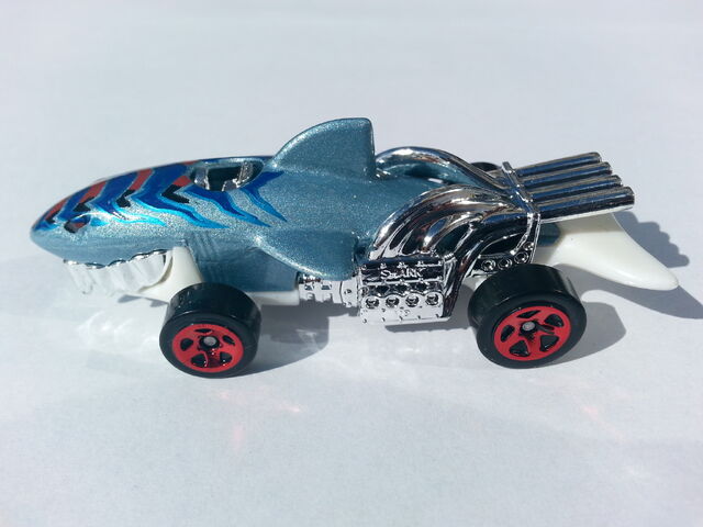 File:Sharkruiser side.jpg