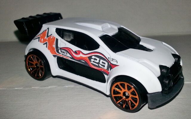File:HW-2014-110-Fast 4WD-RoadRally..jpg
