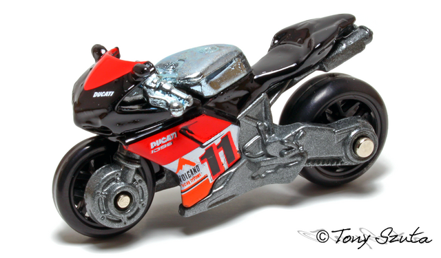 File:Ducati 1098r black.png