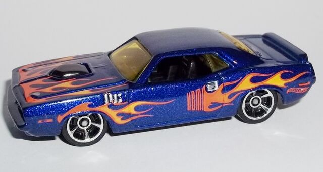 File:HW-2015-210-'71 Hemi 'Cuda-HeatFleet.jpg