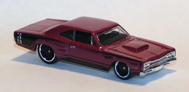 File:2012-69DodgeCornetSuperBeePurple.jpg