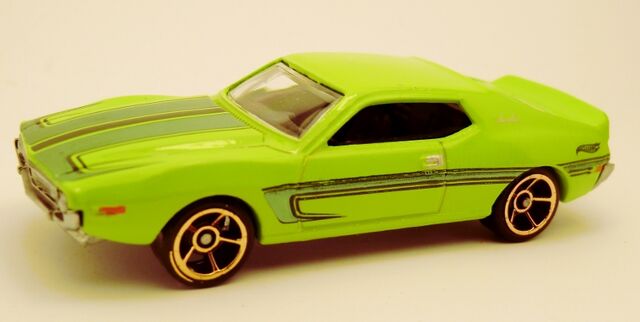 File:AMC Javelin AMX-2013 3-Pack.jpg