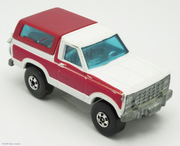 File:Personnel Carrier-22294.jpg
