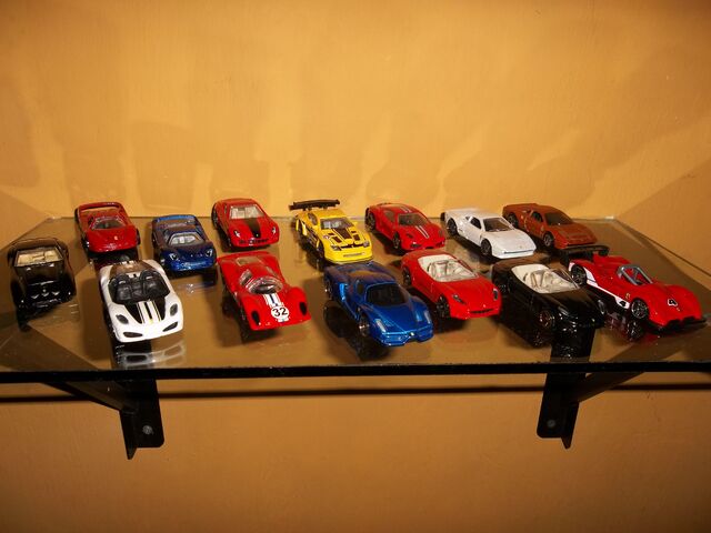 File:FERRARI.jpg