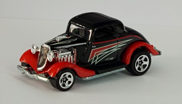 File:Decades12-34 Ford.jpg