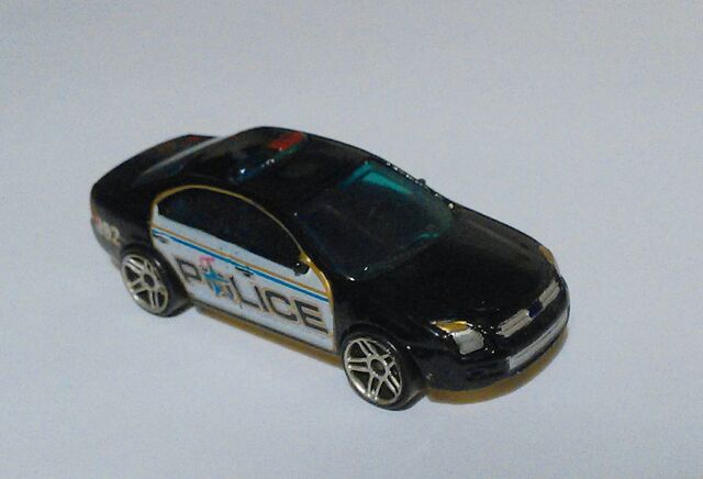 File:Hot wheels ford fusion police 5.jpg
