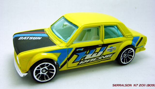 File:BLUEBIRD 510 YELLOW.jpg