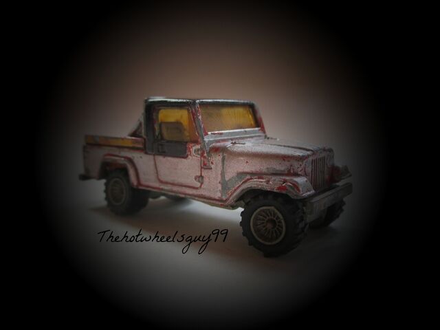 File:Silver Jeep.jpg